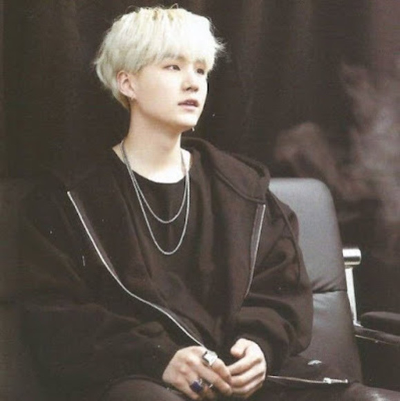 Meet your Posher, Lucy - Picture 1 of 1